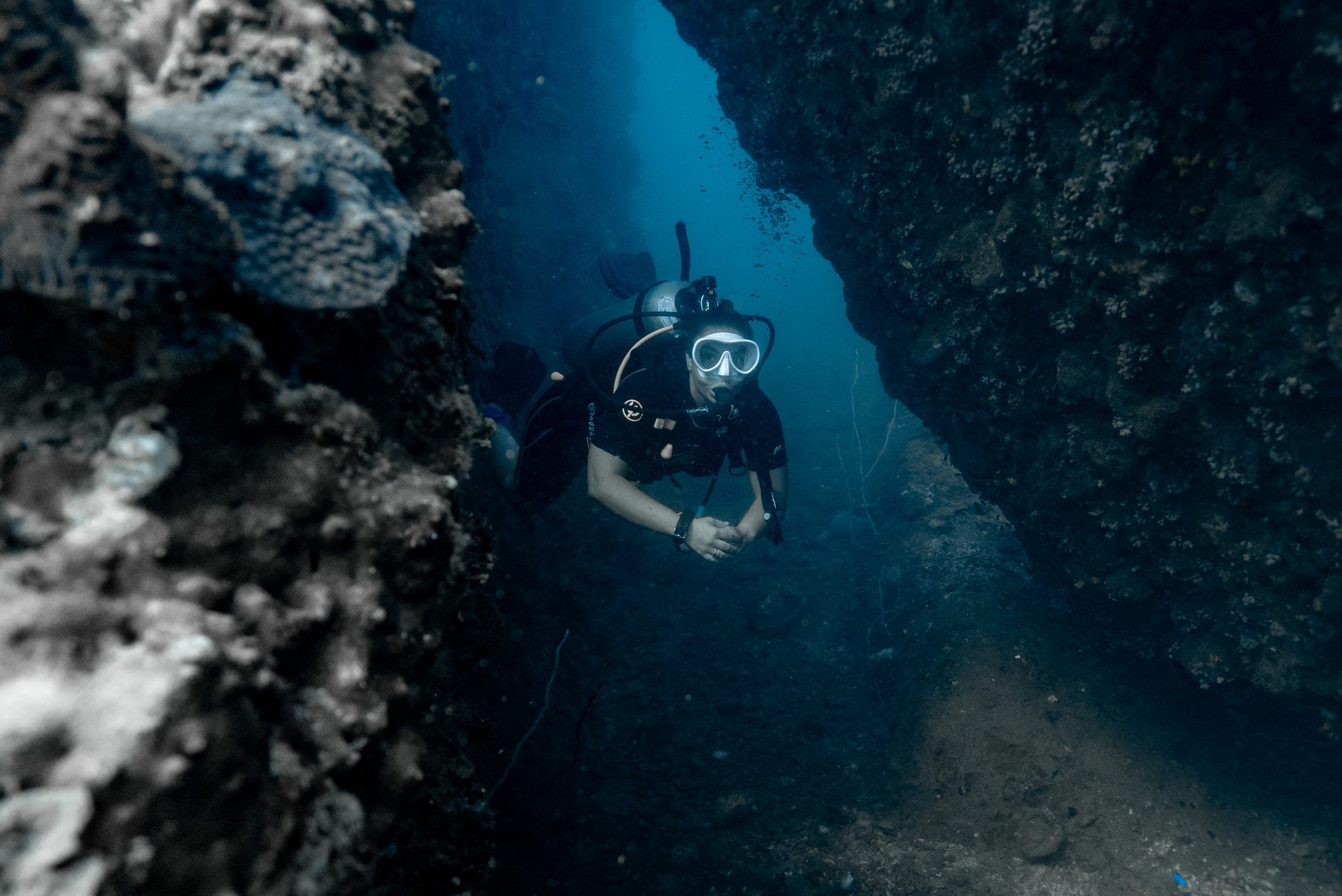 White Rock (Hin Khao) dive site detail